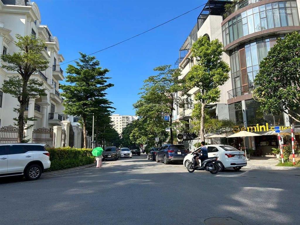 Cho thuê văn phòng lẻ tầng 3 liền kề hd mon, hàm nghi, dt 120m2 giá cạnh tranh kđt  0917 487 ***