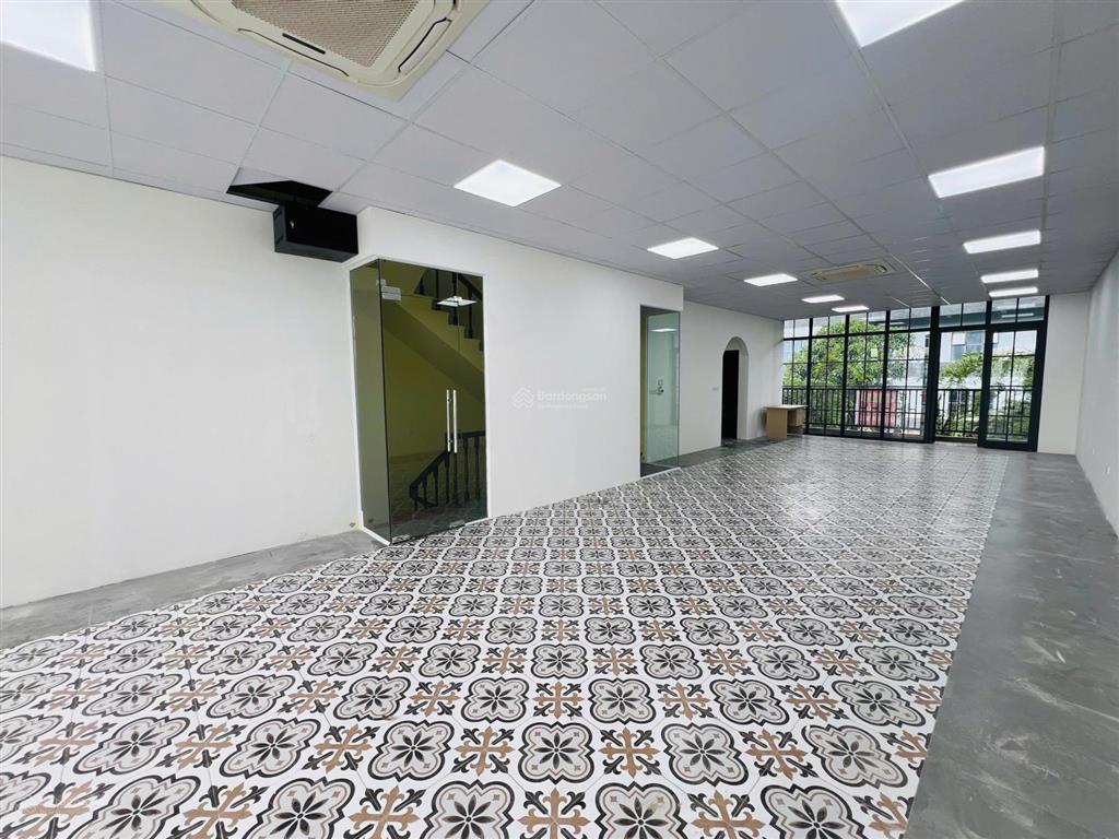 Cho thuê tầng 3 căn shophouse the matrix one mễ trì văn phòng tiêu chuẩn hạng a, diện tích 160m2