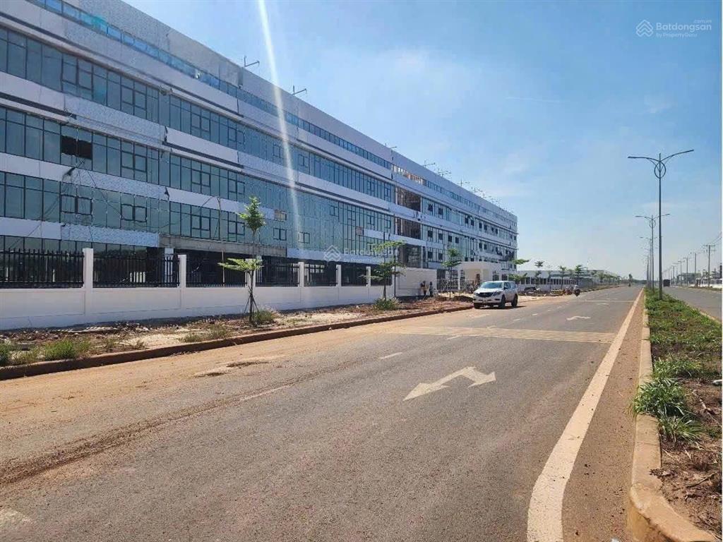 Kinh doanh thua lỗ, bán gấp 458.8m2 (10x45,88m), thổ cư 120m2, kế bên khu công nghiệp becamex