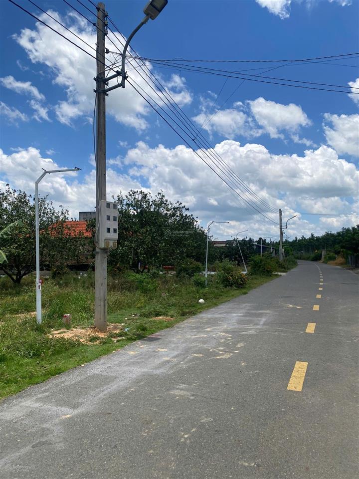 Ngộp ngân hàng, bán gấp 256,9m2, thổ cư 100m2 giá 620triệu, dân cư đông gần khu công nghiệp becamex