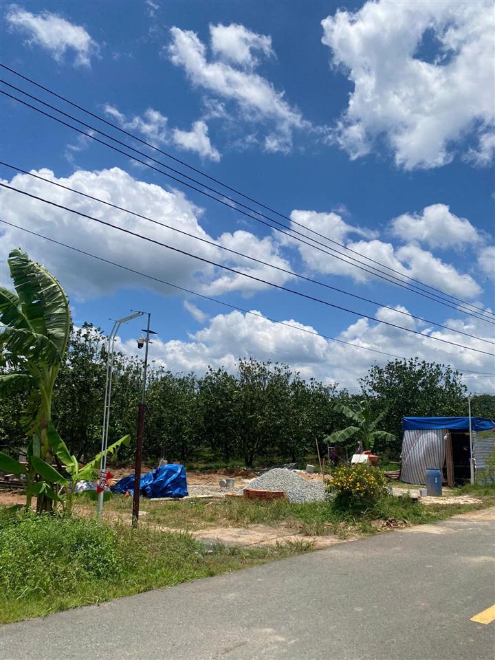 Ngộp ngân hàng, bán gấp 256,9m2, thổ cư 100m2 giá 620triệu, dân cư đông gần khu công nghiệp becamex