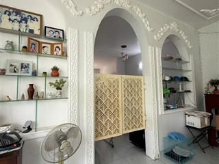 Bán villa sân vườn tân cổ điển nhánh trần quang khải (mỹ thới)