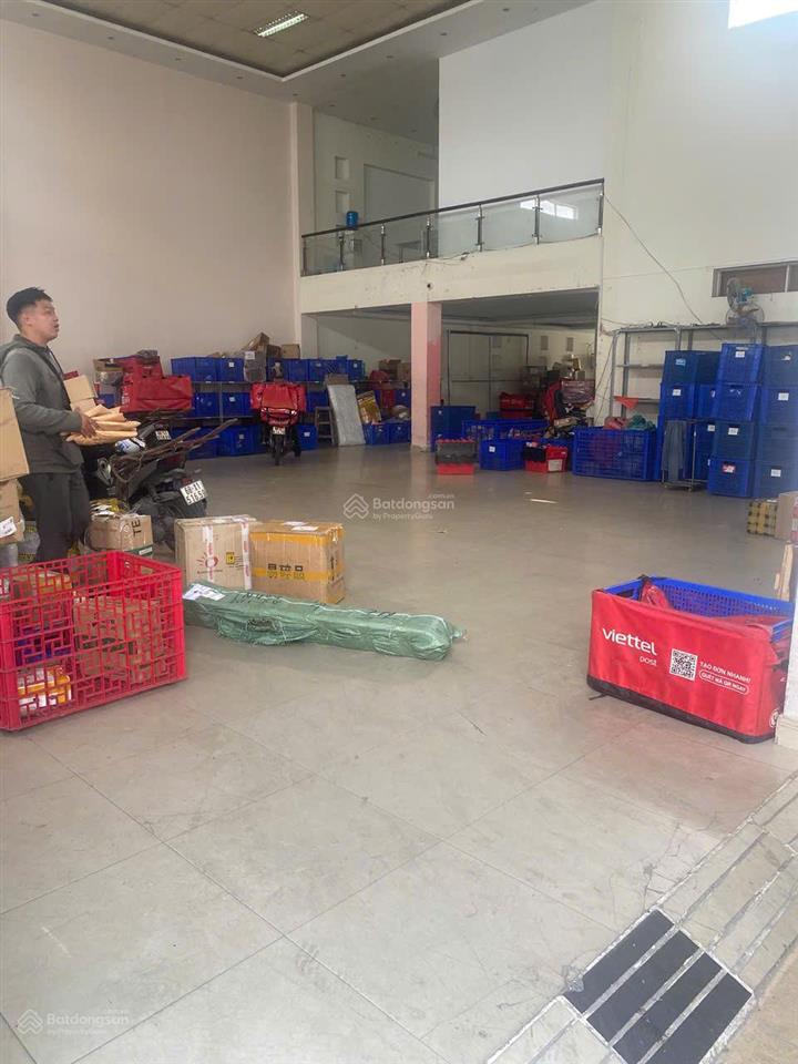 Cho thuê mặt bằng kinh doanh 400m2 mặt tiền đường nguyễn trung trực (rạch giá)