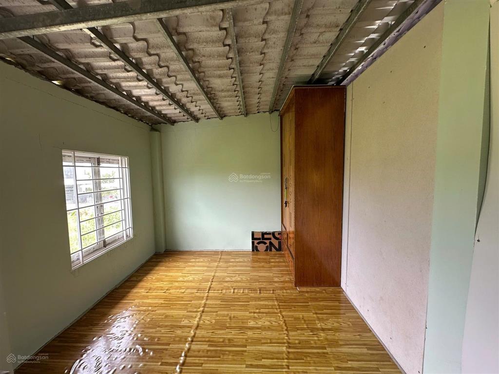 Bán nhà sân vườn diện tích rộng khu tường vi mỹ hòa