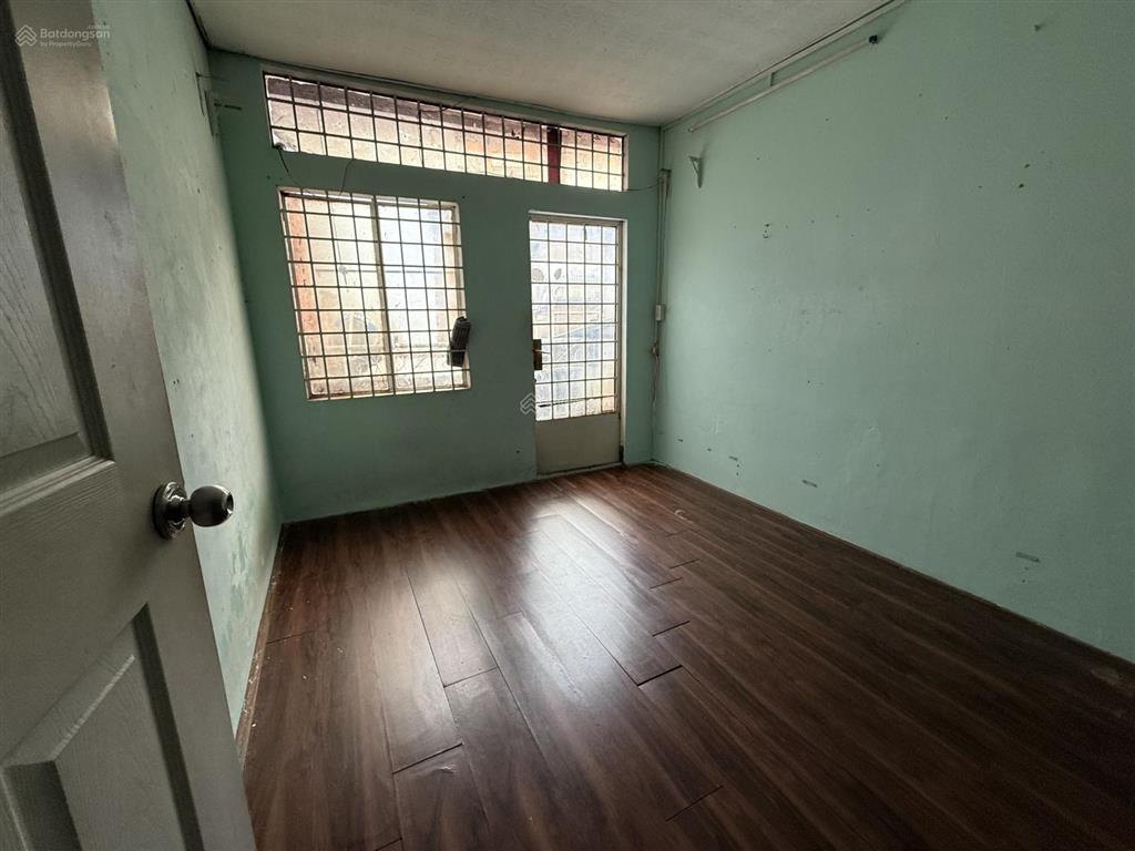 Bán nhà cấp 4, sn 56/53 tô hiến thành, phường 15, quận 10, phúc 0903 647 ***