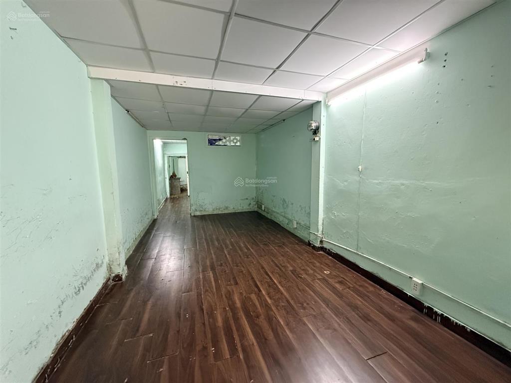 Bán nhà cấp 4, sn 56/53 tô hiến thành, phường 15, quận 10, phúc 0903 647 ***