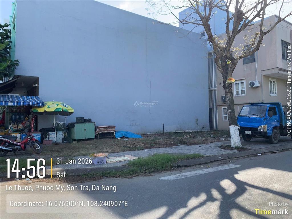 Bán lô góc 2 mt lê thước và hoàng bích sơn, đường 7m5.  0905 982 ***