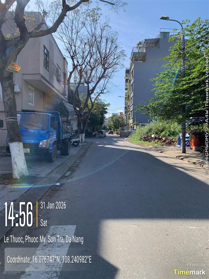 Bán lô góc 2 mt lê thước và hoàng bích sơn, đường 7m5.  0905 982 ***