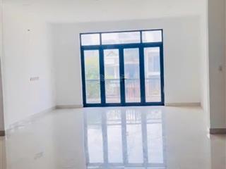 Cho thuê nhà mặt tiền ngang 10m đường hồ xuân hương  biển mỹ khê, mỹ an.  0905 982 ***
