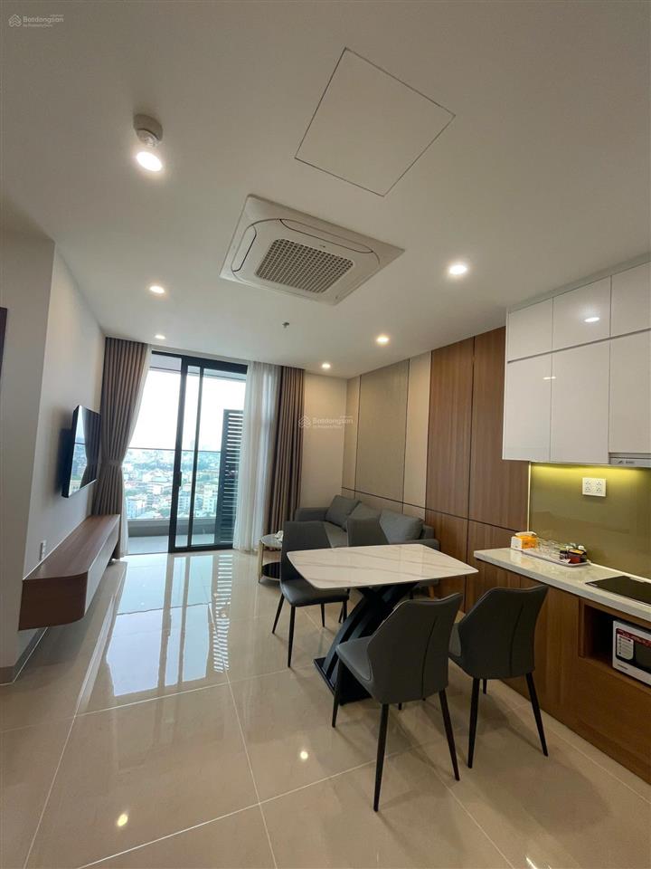 Bán căn hộ 1pn+ sun cosmos panoma 1 có dòng tiền  tầng cao view biển.  0905 982 ***