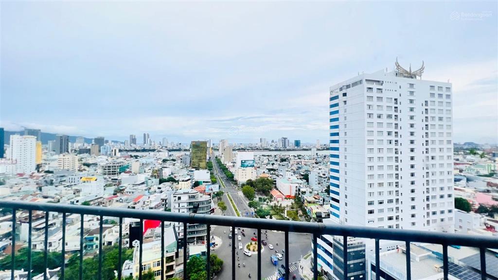 Cho thuê sàn văn phòng mặt tiền đường nguyễn văn linh  300m2  hải châu.  0905 982 ***