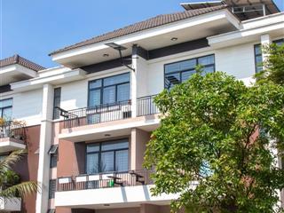Bán gấp biệt thự có ban công giá 2,75ty