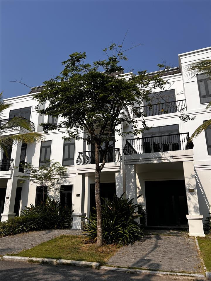 Bán bt đẹp tại west lakes golf & villas, 2,65 tỷ, 64m2, nhiều tiện ích