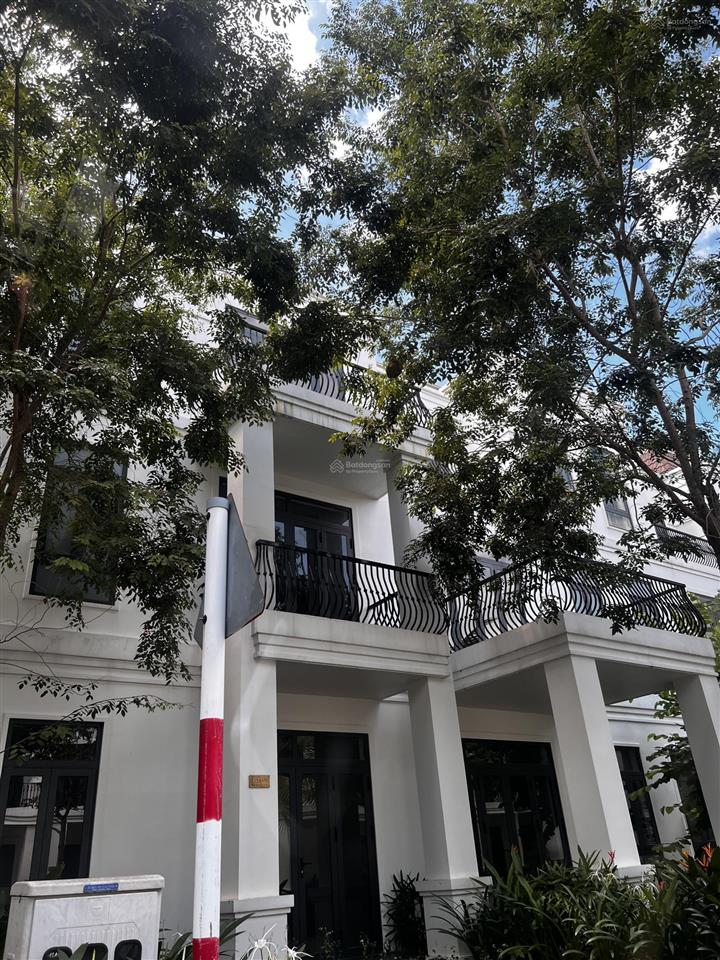 Bán biệt thự west lakes golf giá 2,65 tỷ