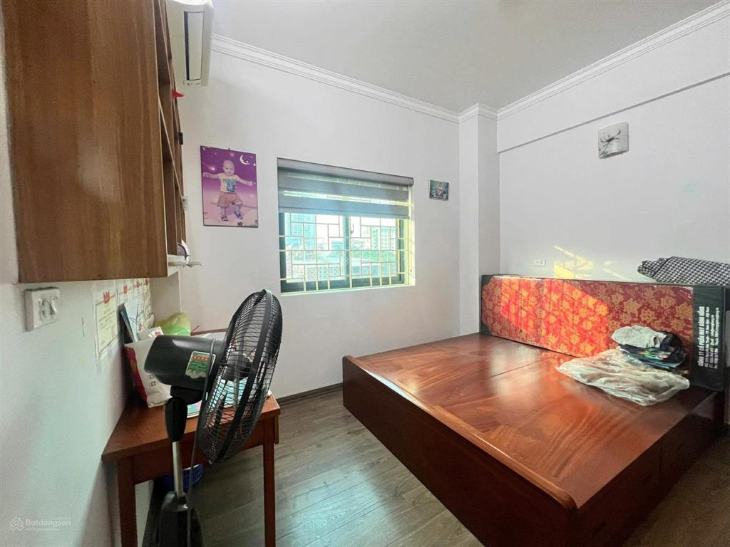 Bán nr 2pn, 2wc, 33m2 tại bắc cầu 3, bồ đề, long biên, 4,2 tỷ