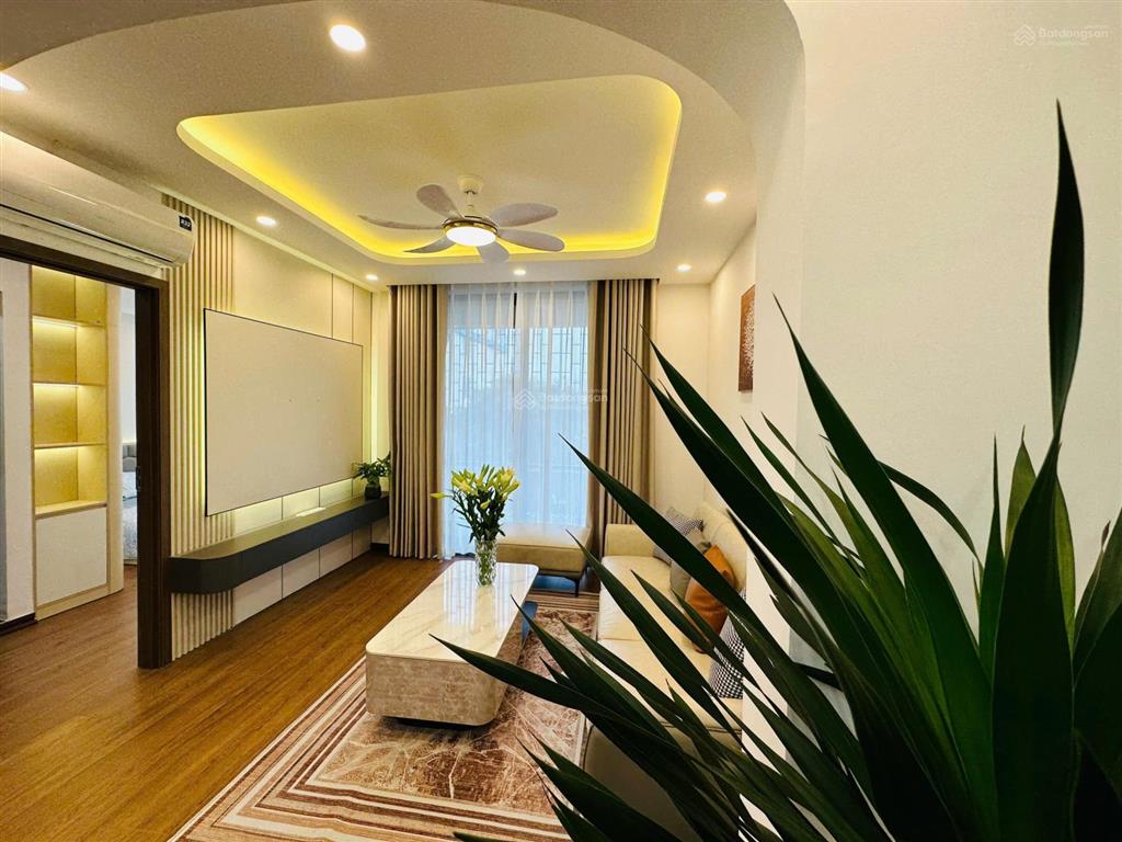 Bán căn hộ chung cư kdt trung hòa nhân chính, đường hoàng đạo thúy, 65m22 ngủlô góc giá 80tr/m