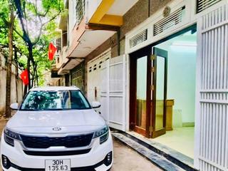 Bán nhà phố ngụy như kon tum, ô tô đỗ cửa, ngõ thông tứ tung, kinh doanh, 50m2*mt4,2m giá 17,9 tỷ