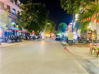 Bán nhà liền kề phùng khoang, hàng xóm làng việt kiều châu âu, dt85m2*mt6m vỉa hè rộng, kinh doanh.