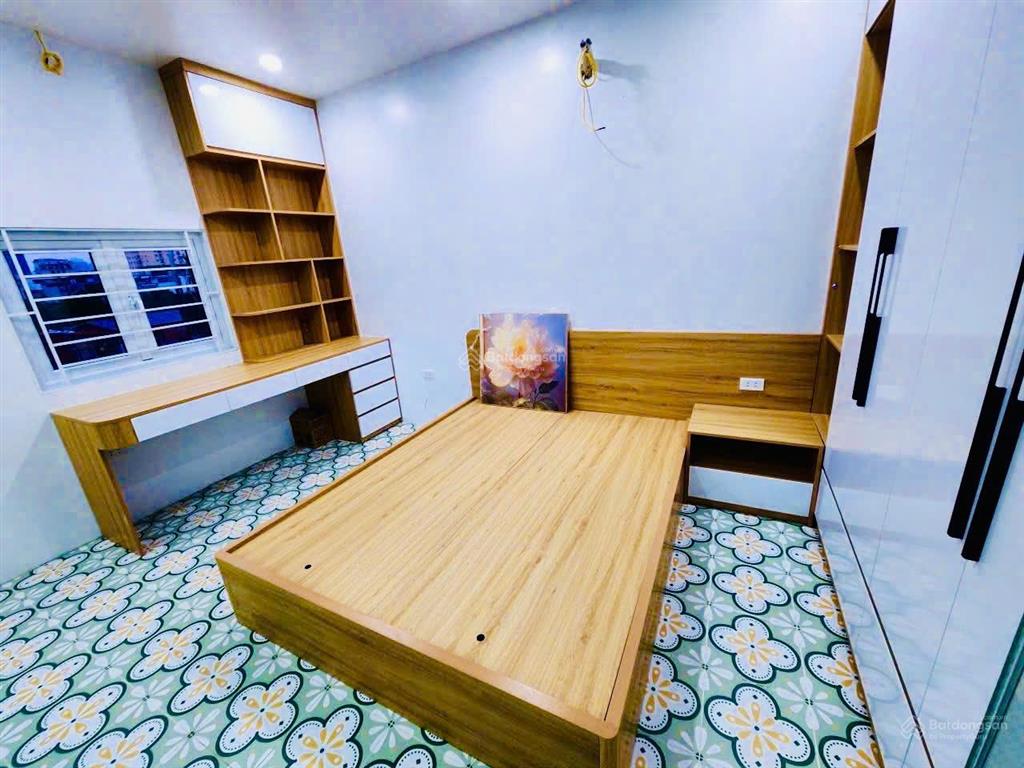 Bán căn hộ tt khu trung hòa nhân chính  100m2  3pn  2wc  lô góc, duplex giá 4.4 tỷ, sổ đỏ 40m2