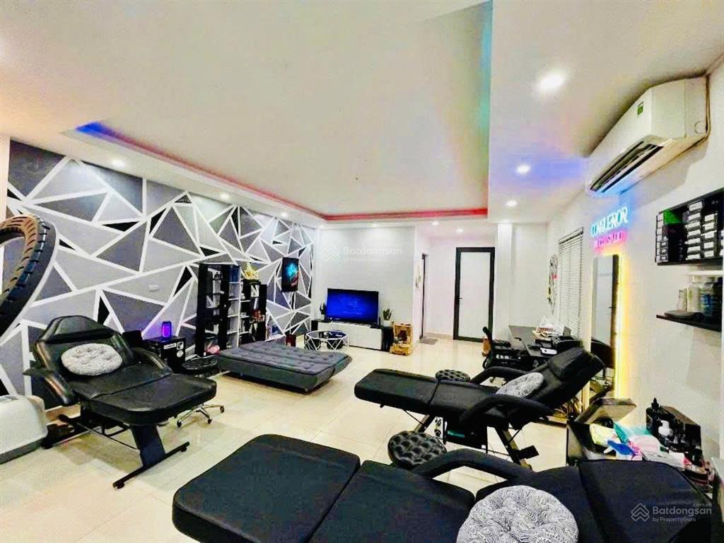 Bán tòa nhà mặt phố nguyễn văn tuyết, phố ẩm thực sầm uất  lô góc 2 mặt 45m2*6t*mt5m  giá 2x tỷ