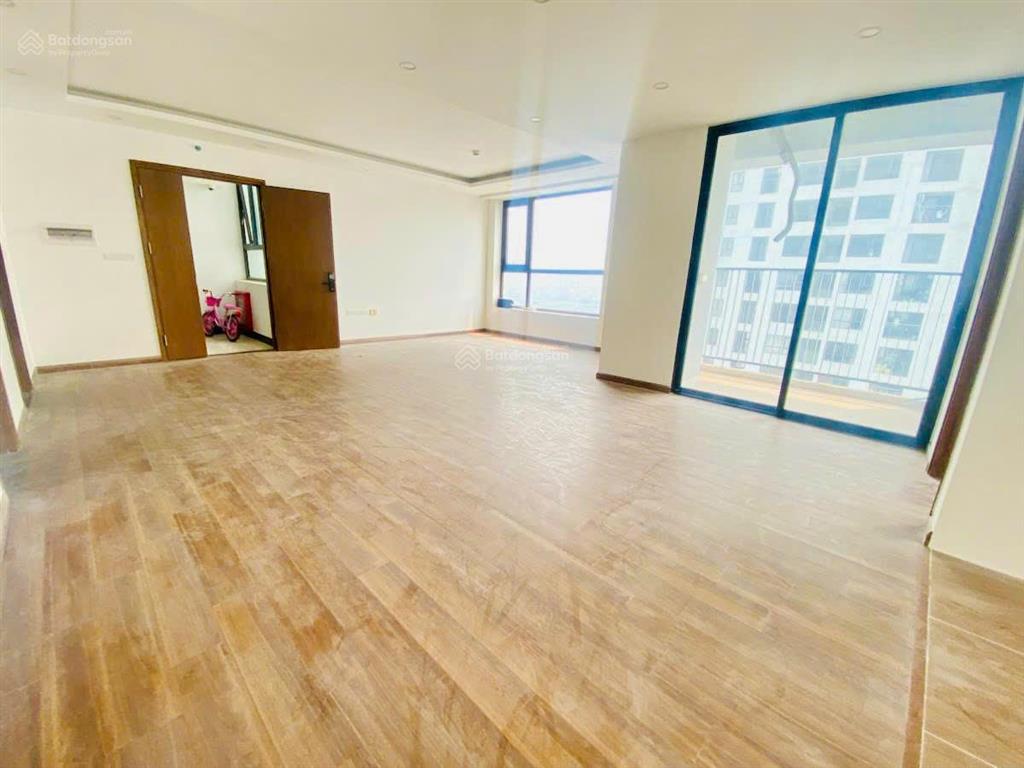 Cc bán căn hộ lô góc tòa ct3 x2 đại kim bộ quốc phòng, 123m2  4pn  2wc, tòa mới giá 8,3 tỷ