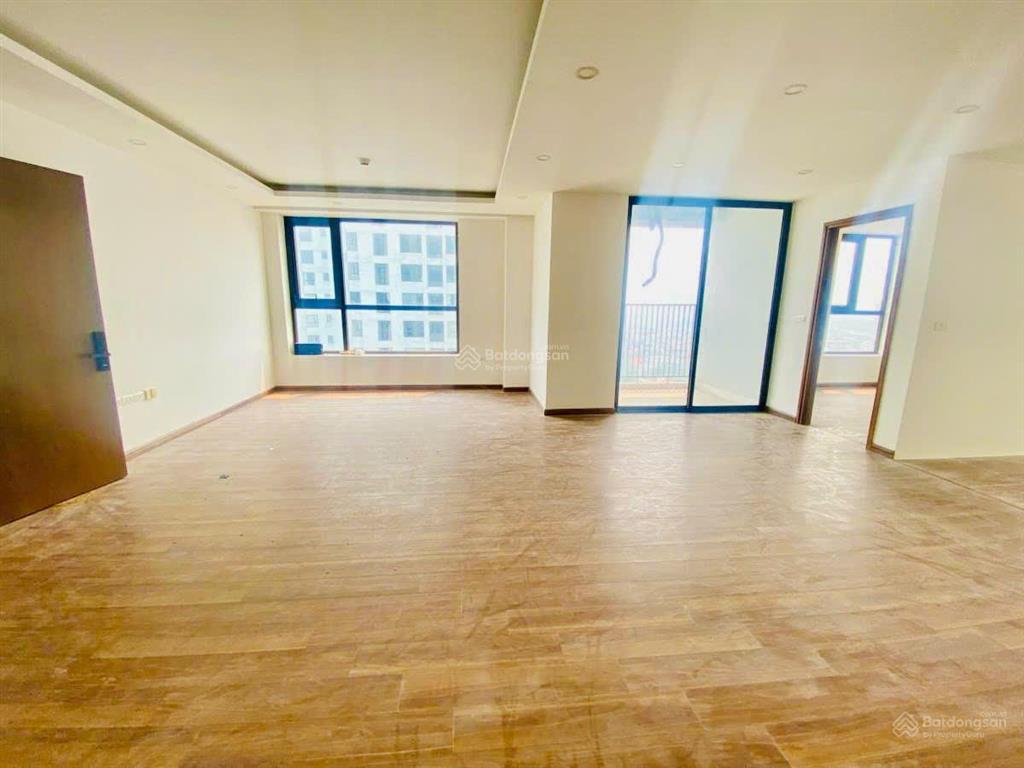 Cc bán căn hộ lô góc tòa ct3 x2 đại kim bộ quốc phòng, 123m2  4pn  2wc, tòa mới giá 8,3 tỷ