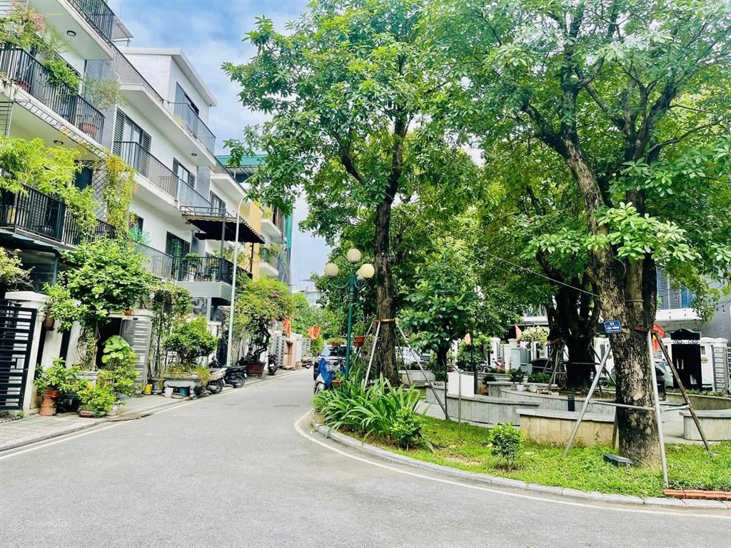 Bán liền kề the eden rose thanh liệt, hàng xóm the manor nguyễn xiển, 86m2 hoàn thiện nội thất đẹp.