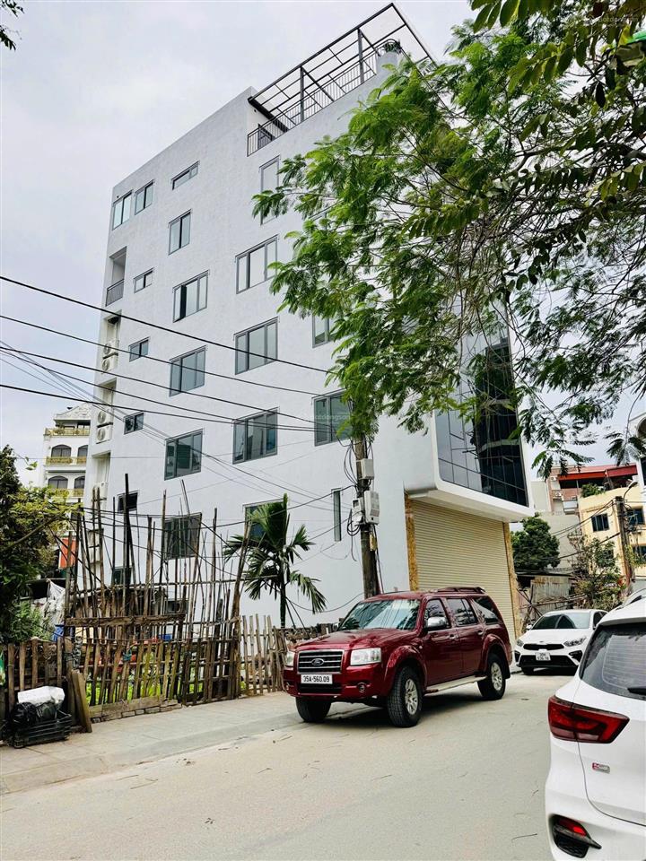 Chính chủ cho thuê tòa nhà vp cổ linh,long biên,nhà mới thiết kế thông sàn vp, dt100m2*8t thang máy