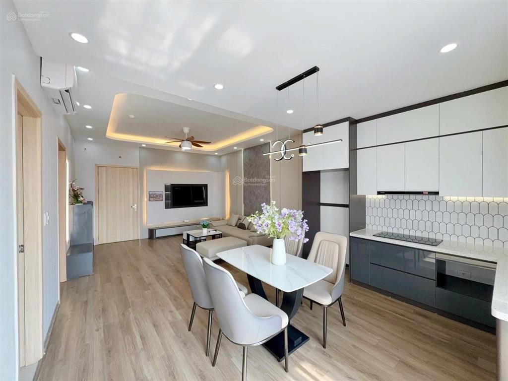 Bán gấp căn hộ góc vip 80m2 tại kđt thanh hà mường thanh, hiện đại, view đẹp, 2 phòng ngủ, 2wc