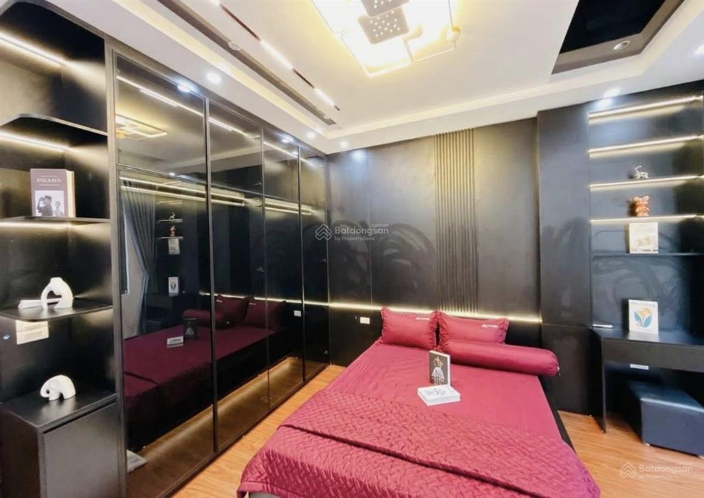 Hot ! nhà phân lô vỉa hè rẻ nhất xa la , nhà 5 tầng, 40m2 ,nhà đẹp , kinh doanh , thoáng, giá 15tyx