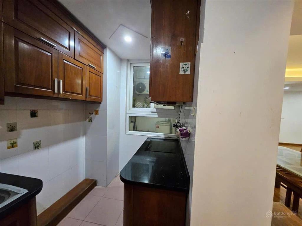 Chính chủ cho thuê cc 132m2 , 3pn, 2vs tại tòa nhà 197 trần phú, 13,5triệu vnd, full nội thất