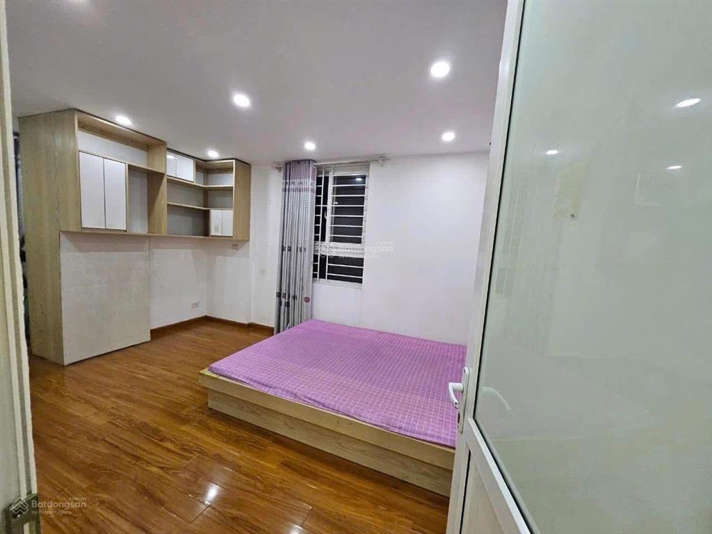 Chính chủ cho thuê cc 132m2 , 3pn, 2vs tại tòa nhà 197 trần phú, 13,5triệu vnd, full nội thất