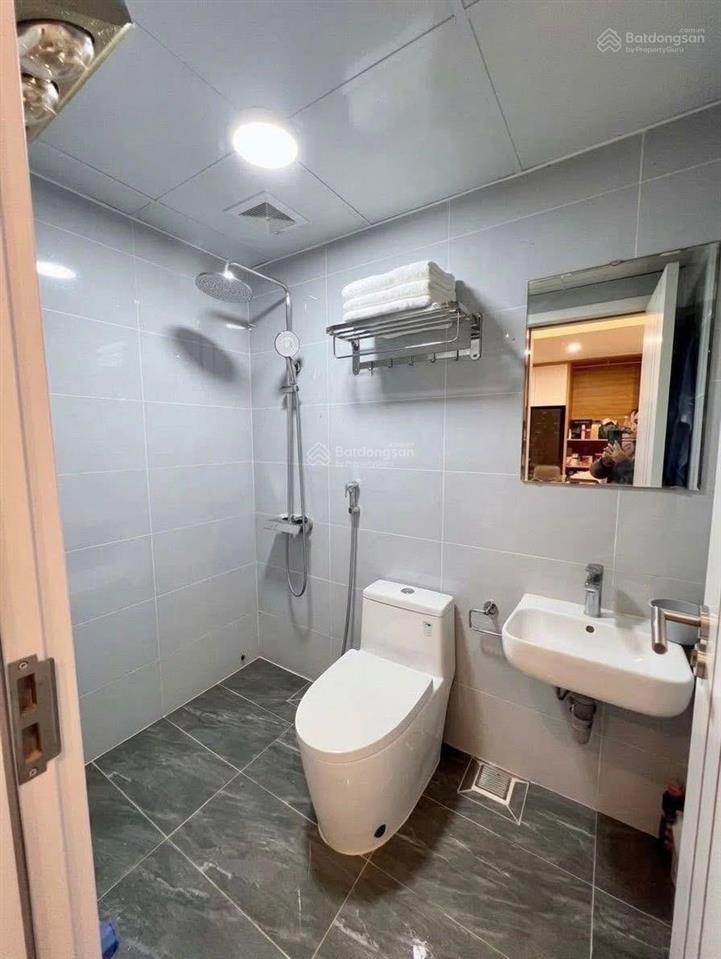 Bán gấp căn hộ 3pn, 3wc , full nội thất hiện đại tại khu đô thị thanh hà mường thanh, 74 m2,toà mới