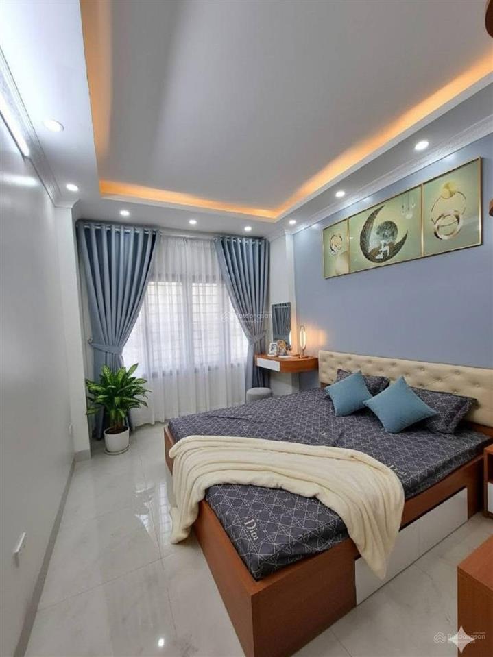 Gấp gấp, bán nhà mỗ lao, sát hồ, 52m2, nhà 4 tầng, ngõ thông, nhà dân xây, giá hời 7tỷ