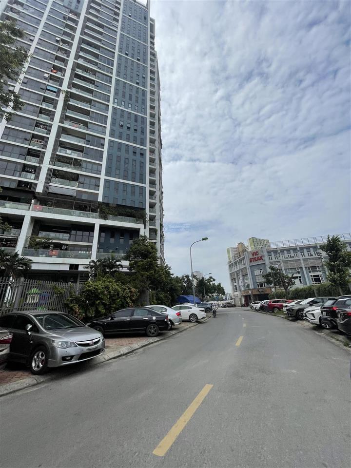 Gấp gấp, bán nhà mỗ lao, sát hồ, 52m2, nhà 4 tầng, ngõ thông, nhà dân xây, giá hời 7tỷ