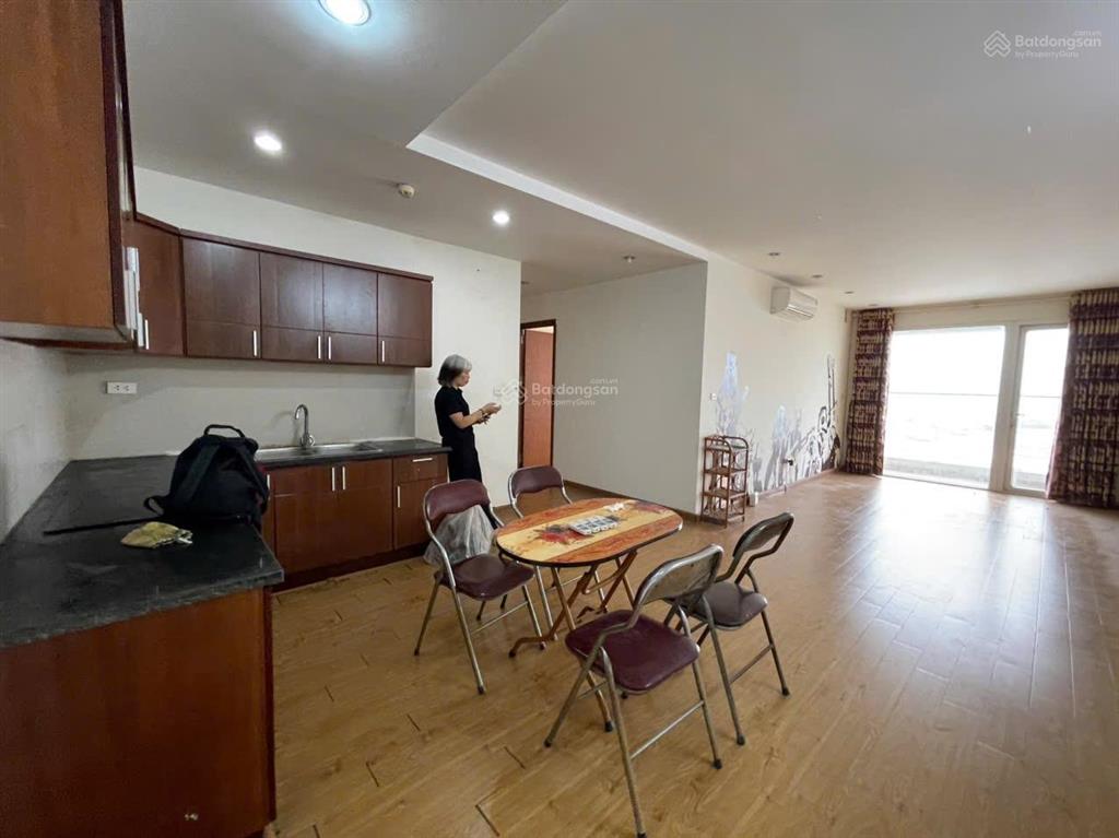 Cho thuê căn hộ 3pn, 2wc, 118m2, 11 triệu vnd tại văn phú victoria, hà đông, hà nội