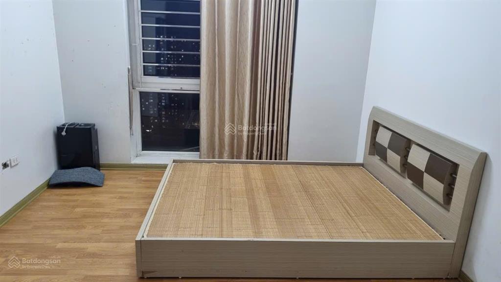 Cho thuê căn hộ chung cư sme hoàng gia, 11,5 triệu, 120m2, 3pn, 3wc, chính chủ uy tín