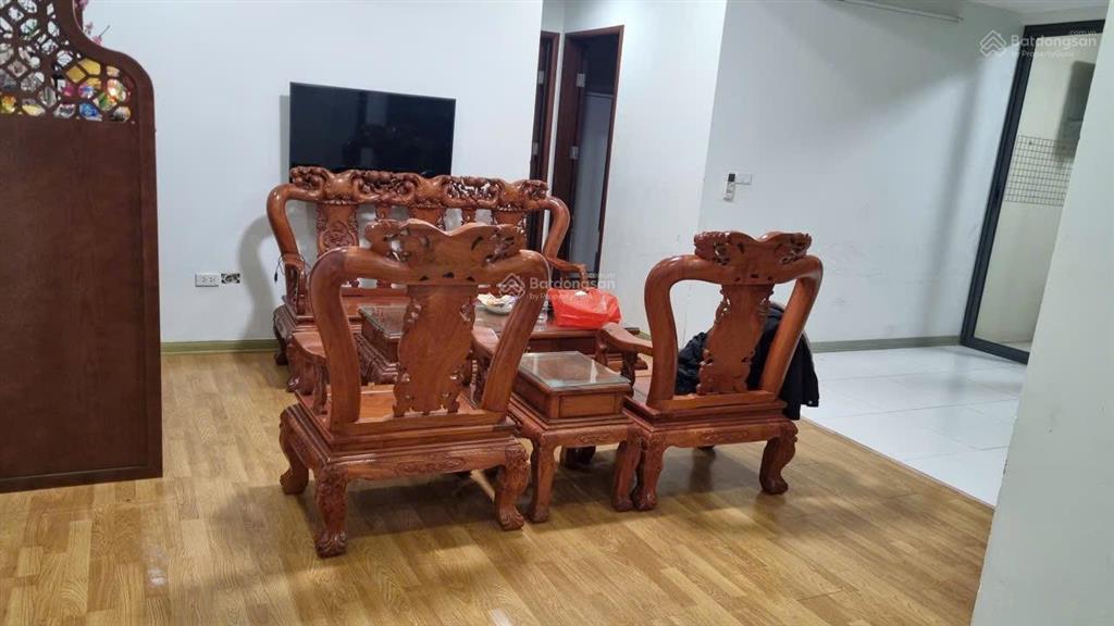 Cho thuê căn hộ chung cư sme hoàng gia, 11,5 triệu, 120m2, 3pn, 3wc, chính chủ uy tín