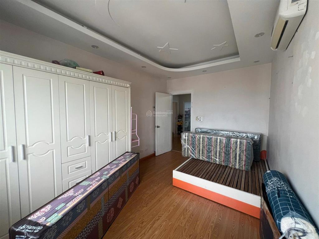 Cho thuê cc 3pn, 2wc, 100m2, 10,5tr, tòa ct1 viện bỏng, phùng hưng, hà đông, hà nội