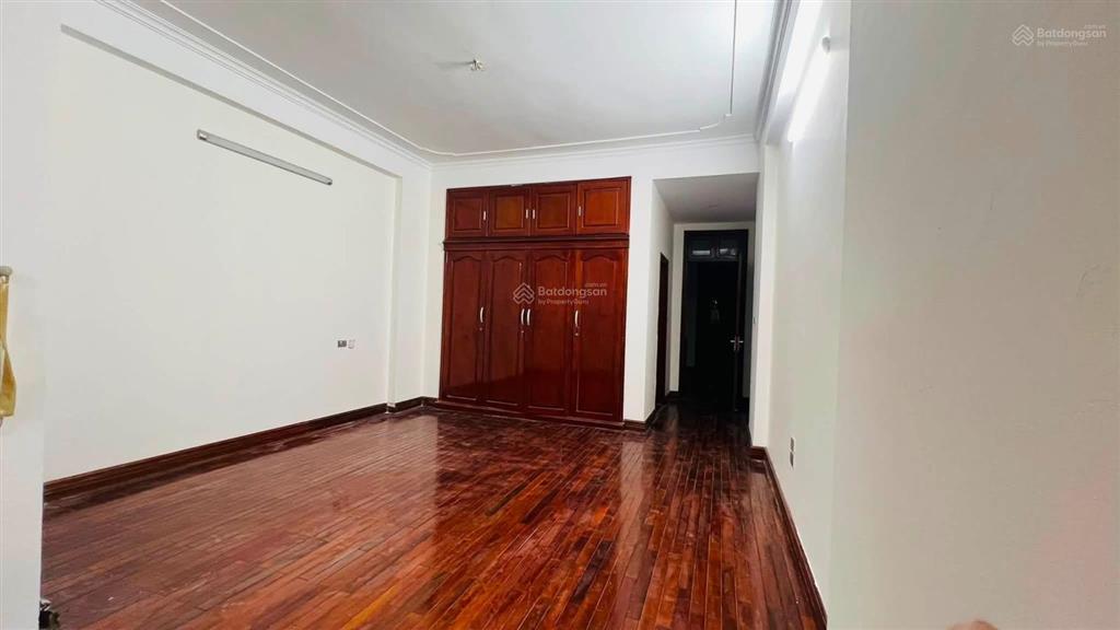 Cho thuê liền kề kđt văn phú, hà đông, 90m2 x 5 tầng, vị trí đẹp đường 20m, giá chỉ 16,5tr/tháng
