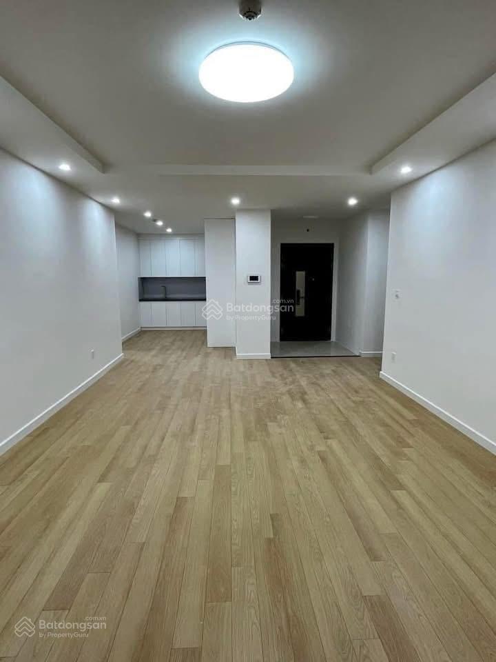 Cho thuê cc la casta văn phú, hà đông, 84m2, 2pn full tiện ích, nhà đẹp, vào ở ngay chỉ 12 tr/tháng