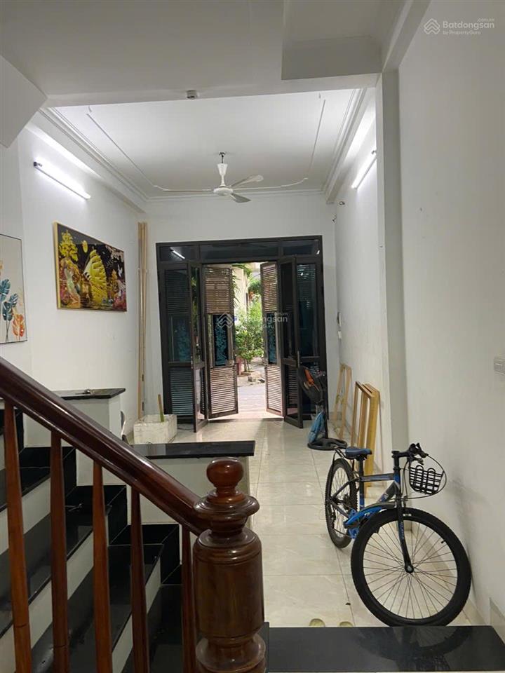 Hàng hiếm, cho thuê gấp nhà phân lô ô tô tránh phố hà cầu, hà đông, 50m, nhà riêng 4 tầng, giá 13tr
