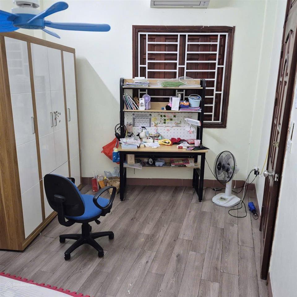 Cho thuê nhà riêng sát phố, 34m2, 4pn, 3wc tại văn quán, hà đông, 11 triệu, full đồ, ở ngay
