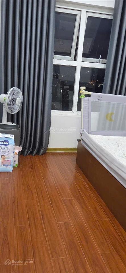 Cho thuê cc flc star tower, quang trung, hà đông, giá 9 triệu, 75 m2, 2pn, 2wc, full nội thất