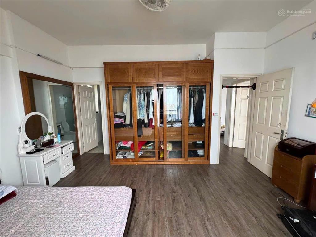 Cho thuê gấp căn hộ đẹp tại chung cư viện 103, văn quán, hà đông, 107m2,3 ngủ ,full đồ , giá 12,5tr