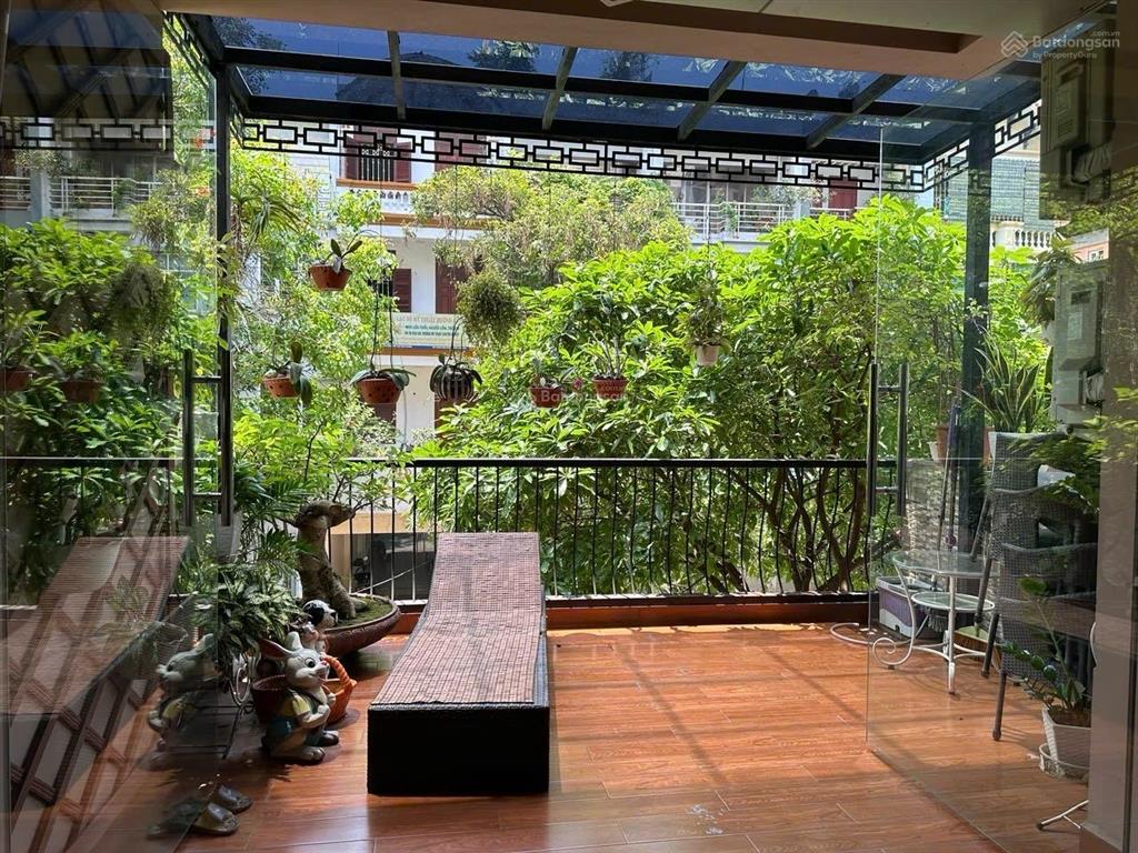 Cho thuê nhà liền kề mặt phố nguyễn sơn hà kđt văn quán, hà đông, 80m2, full nội thất, giá 25tr