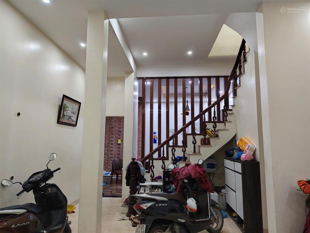 Cho thuê gấp nhà kđt văn phú, hà đông, 70m2, sát victoria, full nội thất, sát phố, giá 12,5tr