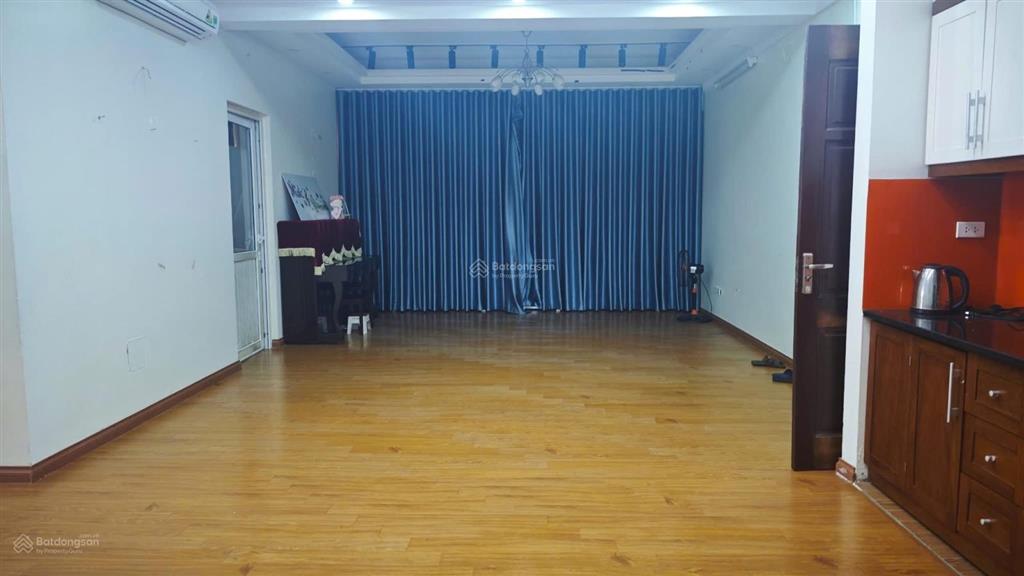 Cho thuê căn hộ 4 ngủ, 160m2, tại khu đô thị văn khê, hà đông, full nội thất, giá 12 tr