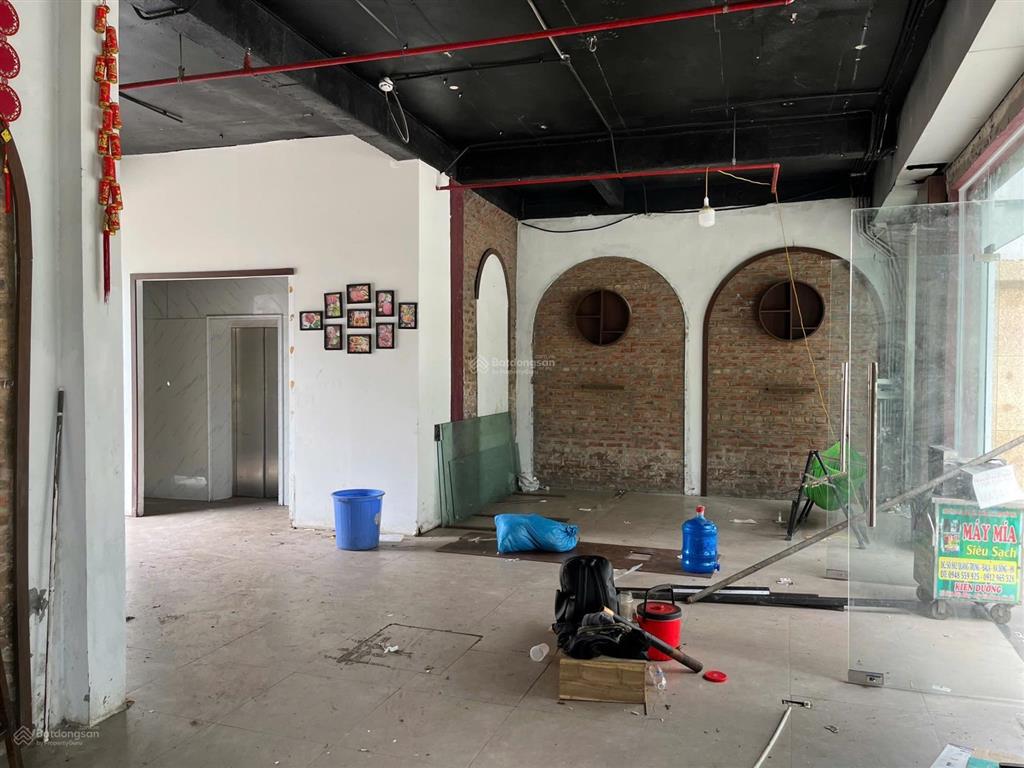 Cho thuê mặt phố trục chính nguyễn văn lộc mỗ lao hà đông| diện tích 150m2| mặt tiền 26m | 65tr/th