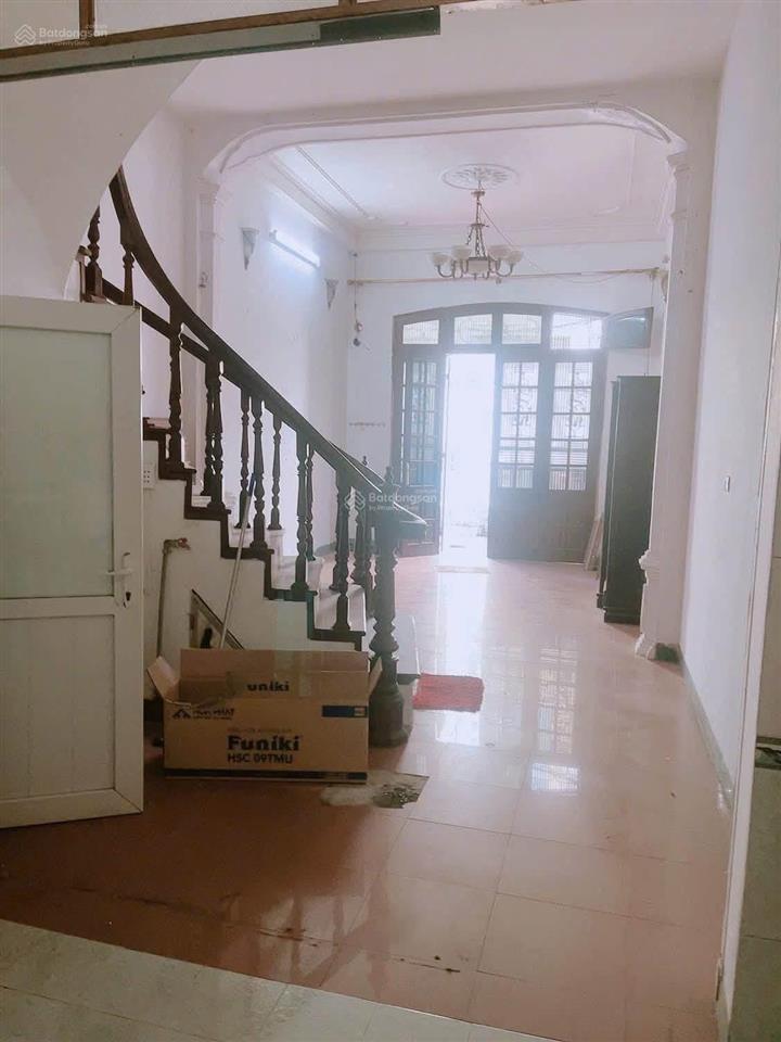 Cho thuê nhà nguyên căn phan chu trinh, hà đông, 45m2, 4pn, ô tô vào nhà, full đồ, chỉ 11 tr/tháng